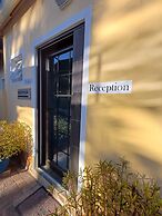 Capbon Guesthouse