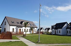 Hookless Holiday Homes