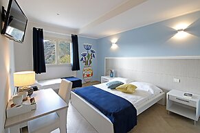 Siké Holiday Home
