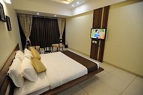Hotel 3 Leaves Kolhapur