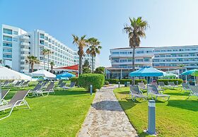 Leonardo Cypria Bay