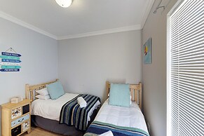 Hermanus Longboat Sea Cottage