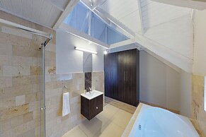 Hermanus Longboat Sea Cottage