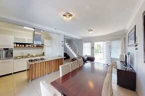Hermanus Longboat Sea Cottage