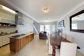Hermanus Longboat Sea Cottage