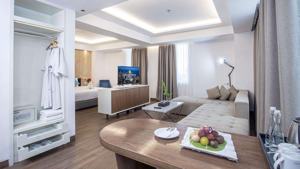 Golden Tulip Essential Makassar