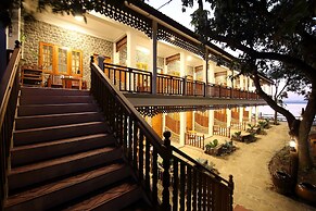 Salay River View Inn