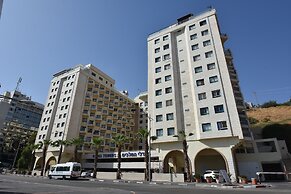 The Kings Towers