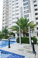 Studio Condo at Horizons 101