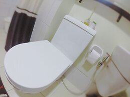 Studio Condo at Horizons 101