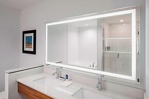 Four Points by Sheraton Grande Prairie