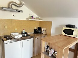 Apartments Lira