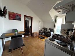Apartments Lira