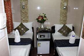 Om Guest House