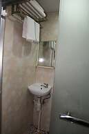 Om Guest House