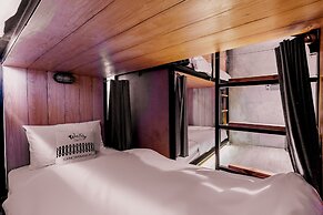 WesTory - Hostel