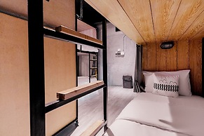 WesTory - Hostel