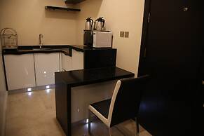 Raoum Inn Hotel Apartments Corniche