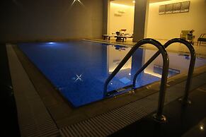 Raoum Inn Hotel Apartments Corniche