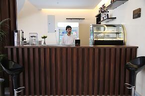 Raoum Inn Hotel Apartments Corniche