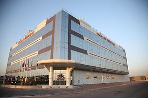 Raoum Inn Hotel Apartments Corniche