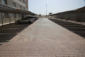 Raoum Inn Hotel Apartments Corniche