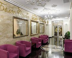 Beloe Derevo Hotel