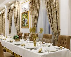 Beloe Derevo Hotel