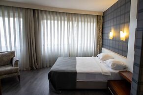 Dedepark Hotel