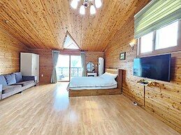 Longbeach Pension