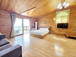 Longbeach Pension
