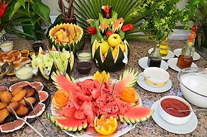 Elis Beach Hotel