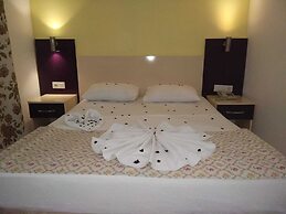 Elis Beach Hotel