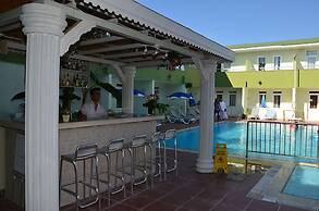 Elis Beach Hotel