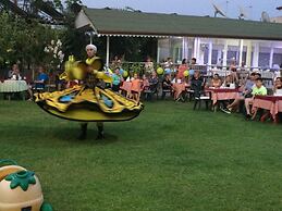 Elis Beach Hotel