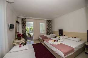 Elis Beach Hotel
