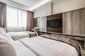 Ano Hotel