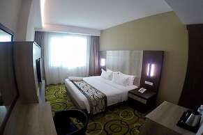 Ano Hotel