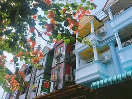 The Commonroom CNX