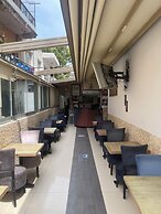 Karya Hotel