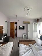 Karya Hotel