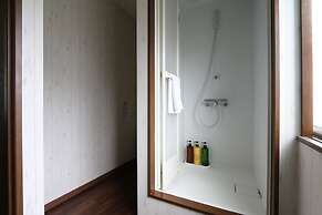 Guest House Liz Nakazaki-cho
