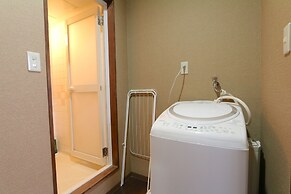 Guest House Liz Nakazaki-cho