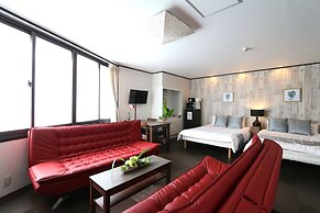 Guest House Liz Nakazaki-cho