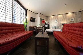 Guest House Liz Nakazaki-cho