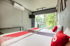OYO 695 My Hostel