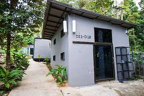 OYO 695 My Hostel