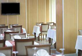 Rhiss Hotel Bostanci