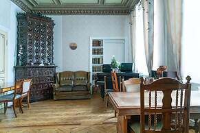 Godart Rooms