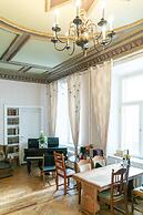 Godart Rooms